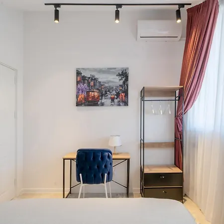 Niabi 3Bdr Mansard With City View Tbilisi Exterior photo