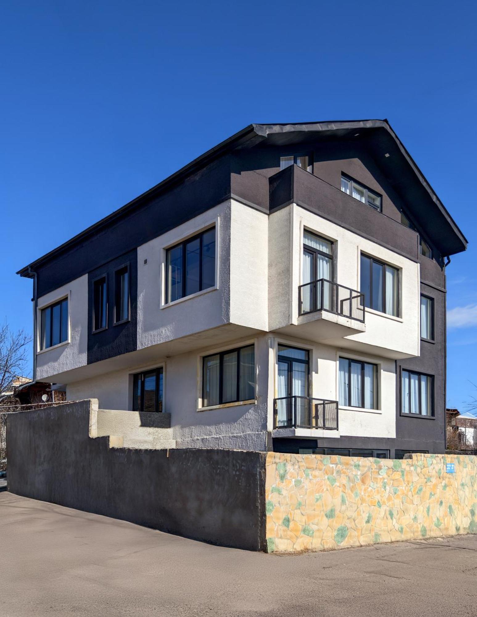 Niabi 3bdr Mansard With View Апартаменты Тбилиси