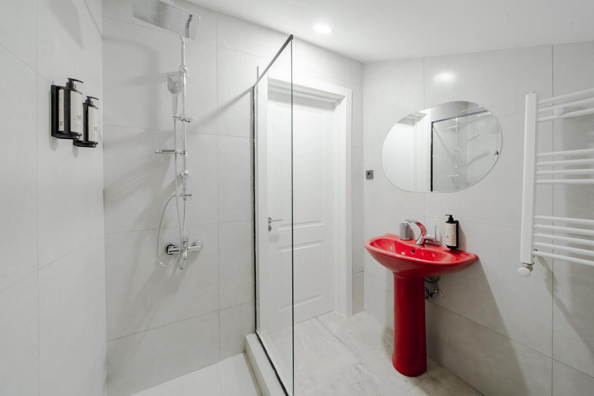 Niabi 3bdr Mansard With View Апартаменты *