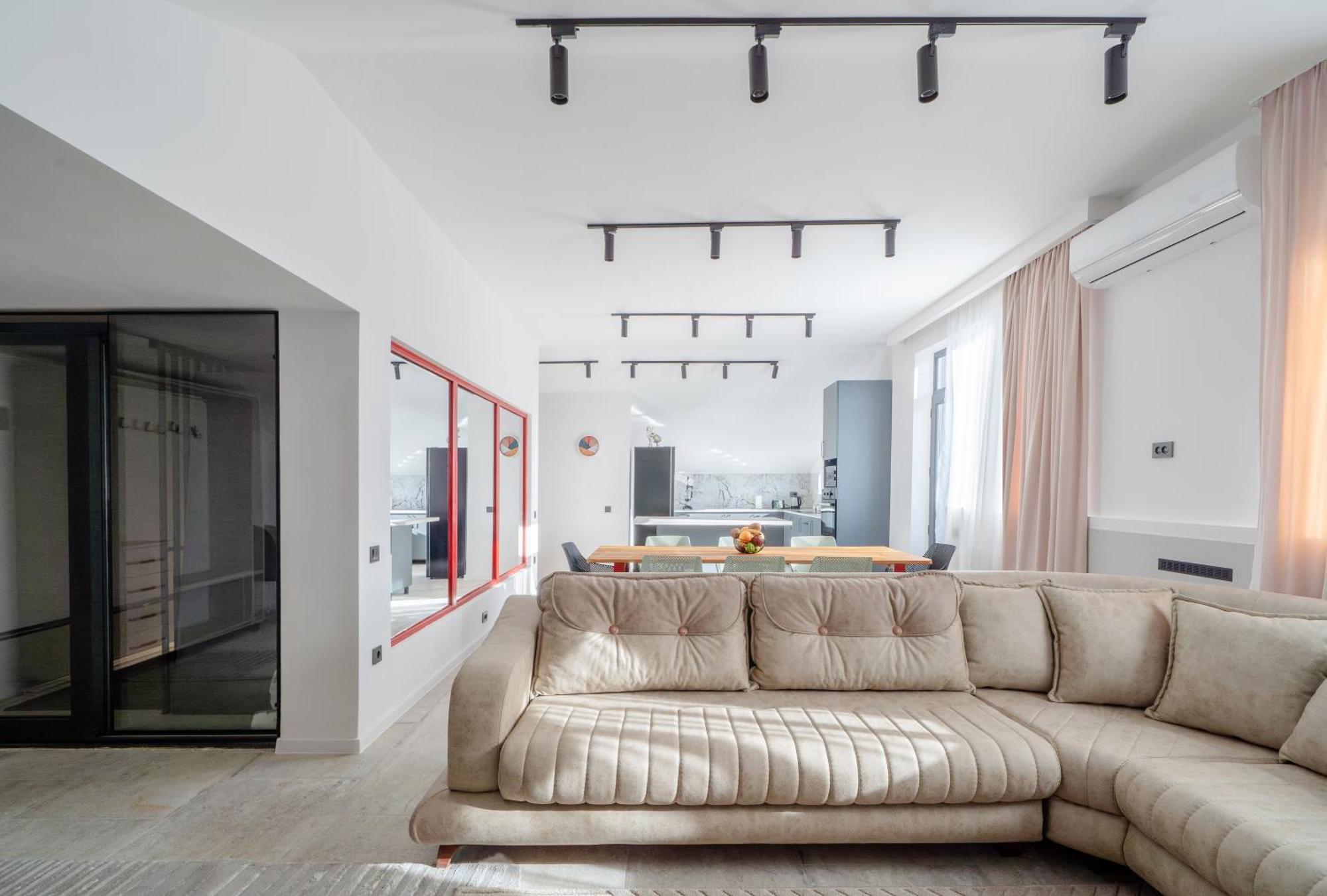 Niabi 3bdr Mansard With View Апартаменты Тбилиси