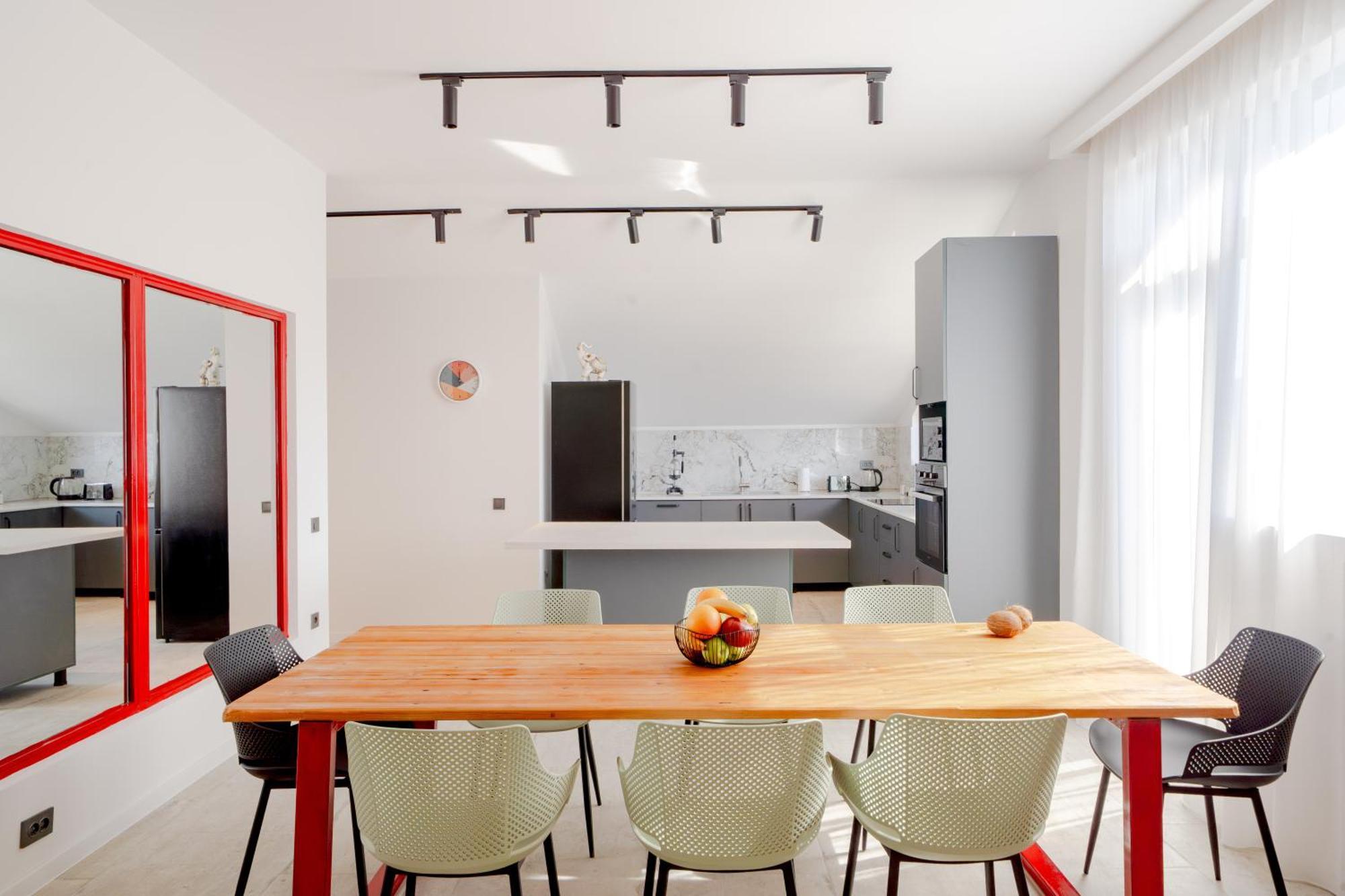 Niabi 3bdr Mansard With View Апартаменты Тбилиси